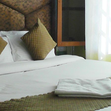 Floret Sojourn Hotell Shimla Exteriör bild