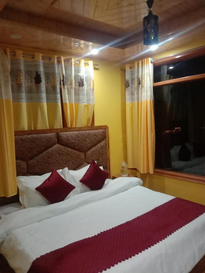 Floret Sojourn Hotell Shimla Exteriör bild